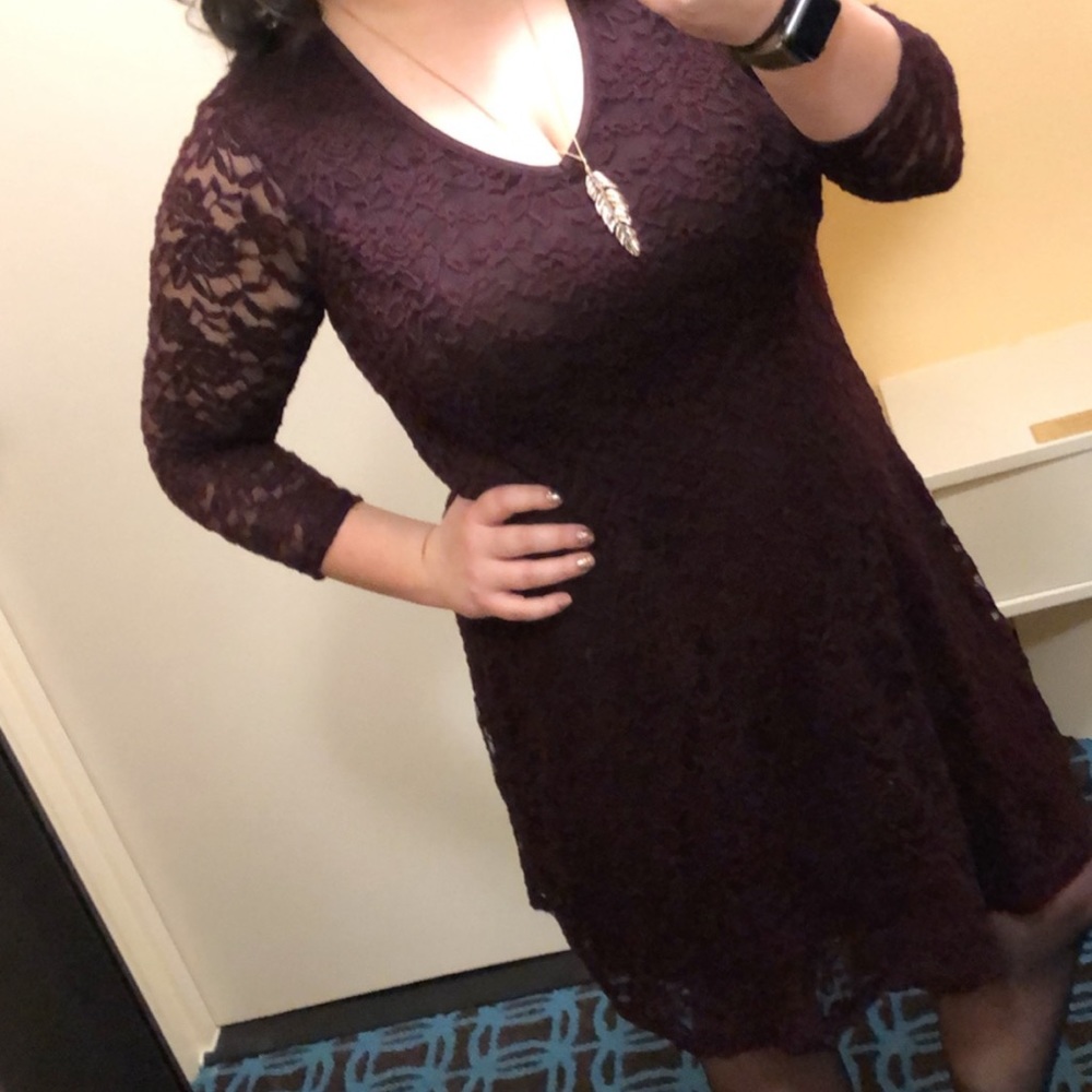 Lace three quarter sleeve dress